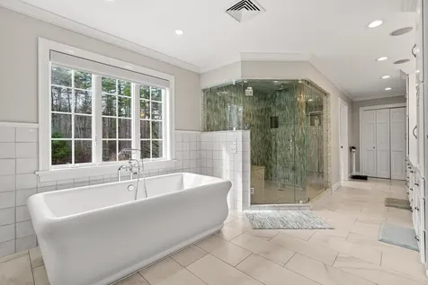 8 Palis Drive Salisbury MA 01952