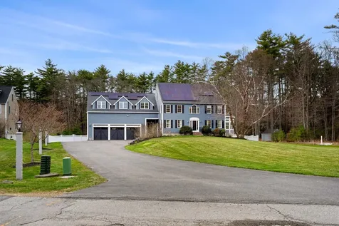 8 Palis Drive Salisbury MA 01952