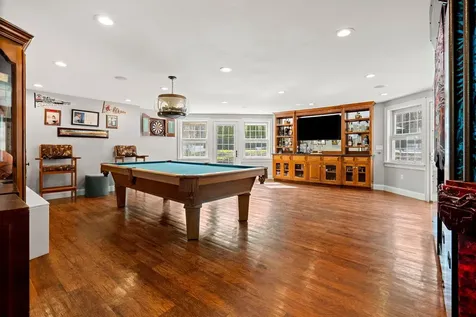 8 Palis Drive Salisbury MA 01952