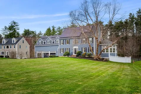 8 Palis Drive Salisbury MA 01952