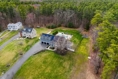 8 Palis Drive Salisbury MA 01952