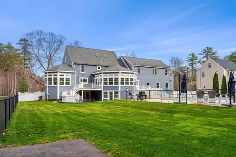 8 Palis Drive Salisbury MA 01952