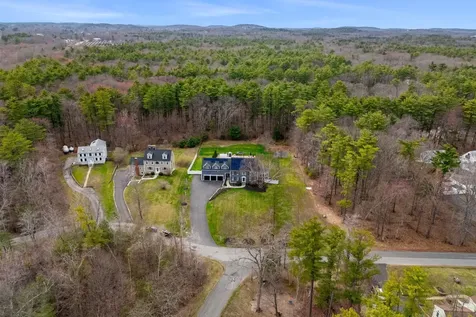 8 Palis Drive Salisbury MA 01952