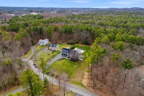 8 Palis Drive Salisbury MA 01952