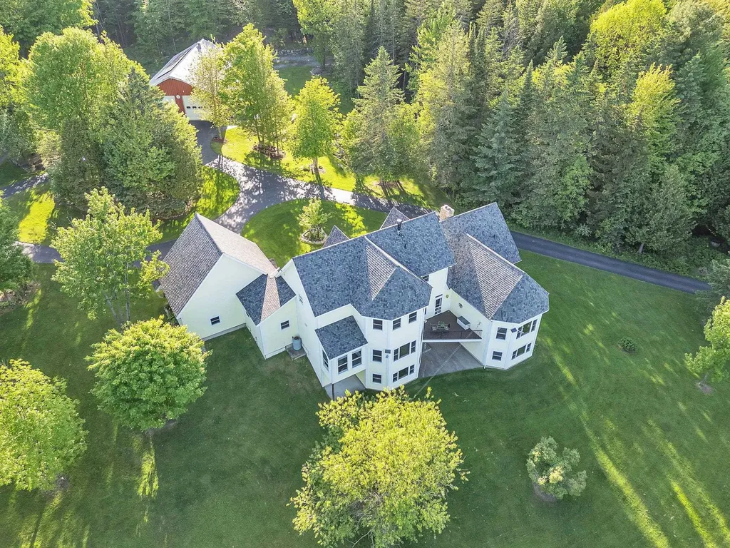 4647 Lake Road Newport Town VT 05857