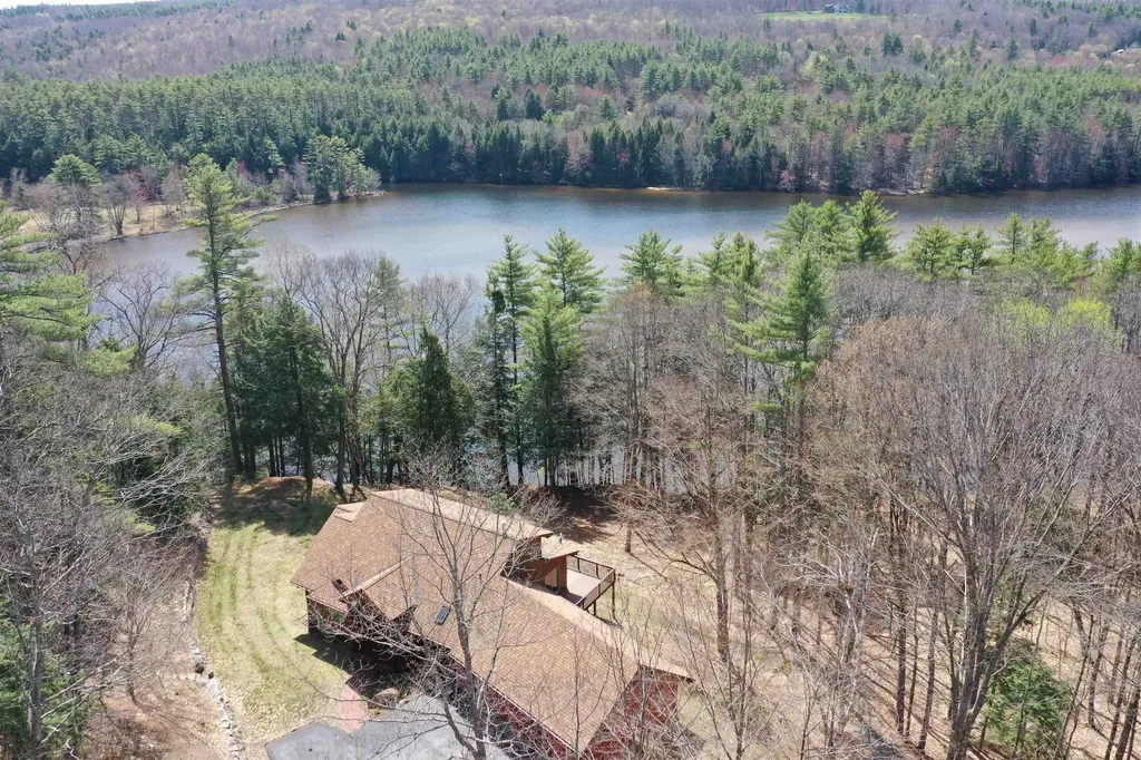 2110 Summer Street Bristol NH 03222