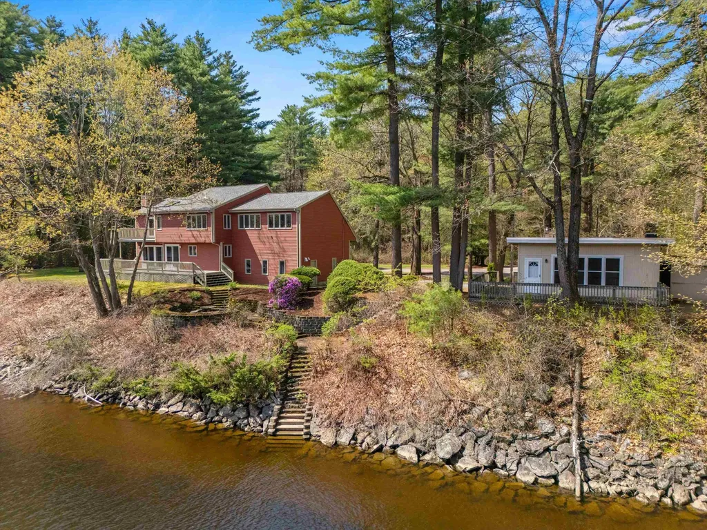 6 Hidden Ranch Drive Hooksett NH 03106
