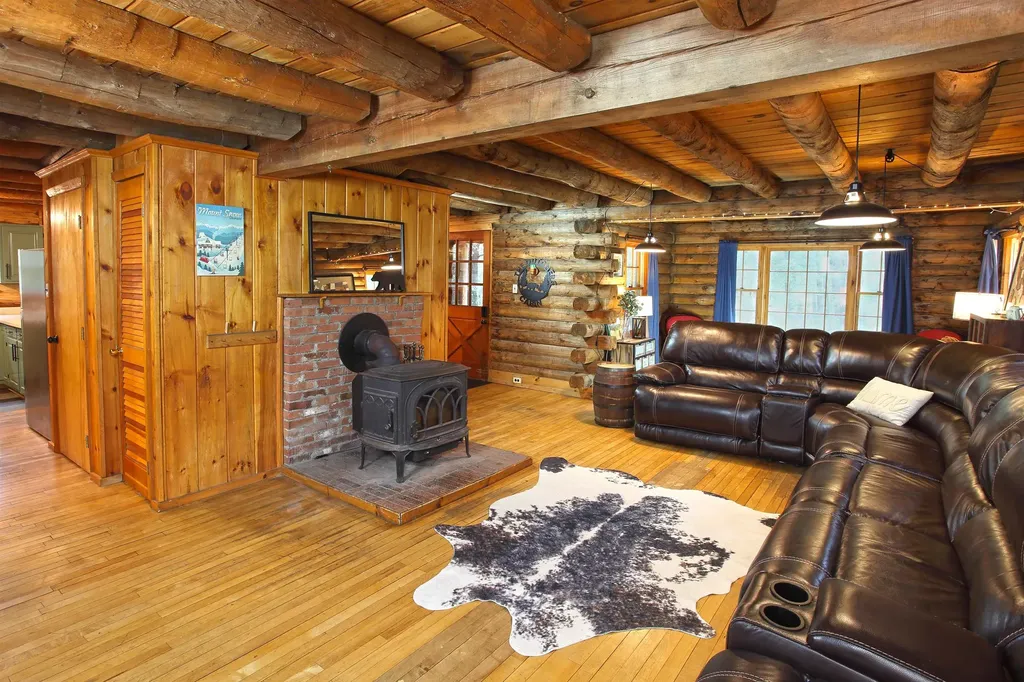 886 Brook Road Halifax VT 05358