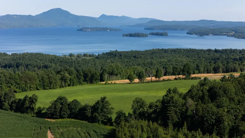 0 Shattuck Hill Derby VT 05829