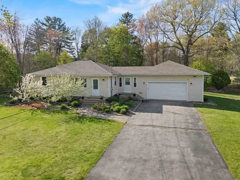 3 Valeska Lane Salem NH 03079