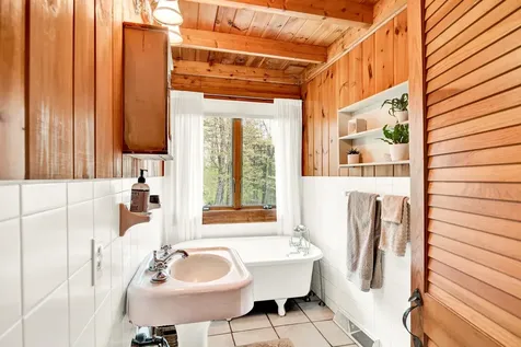 759 1st Crown Point Road Strafford NH 03884