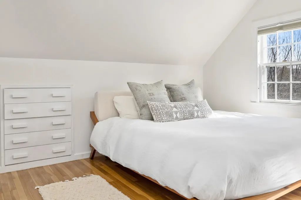 26 Hough Street Lebanon NH 03766