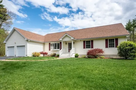 87 Tebbetts Road Rochester NH 03867