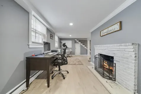 12 Franconia Drive Nashua NH 03063