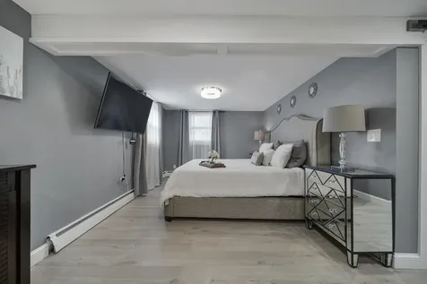 12 Franconia Drive Nashua NH 03063