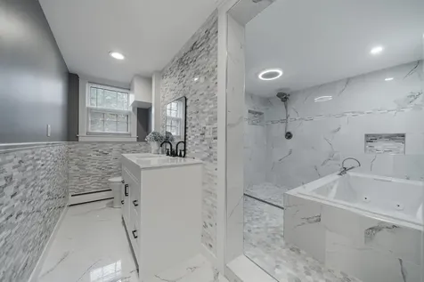 12 Franconia Drive Nashua NH 03063