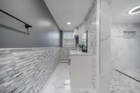 12 Franconia Drive Nashua NH 03063