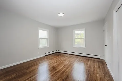 340 Maplehurst Avenue Manchester NH 03104