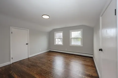 340 Maplehurst Avenue Manchester NH 03104