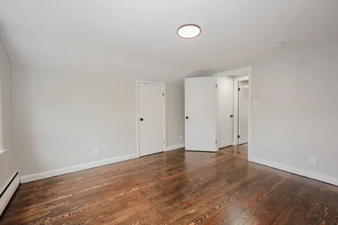 340 Maplehurst Avenue Manchester NH 03104