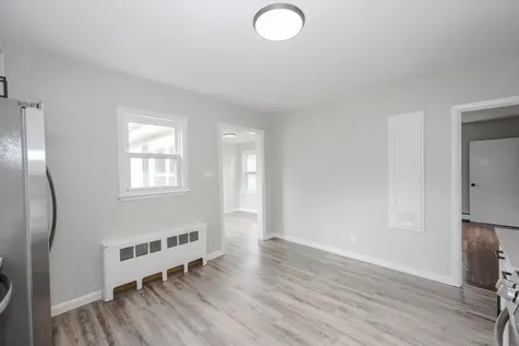 340 Maplehurst Avenue Manchester NH 03104