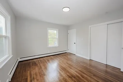 340 Maplehurst Avenue Manchester NH 03104