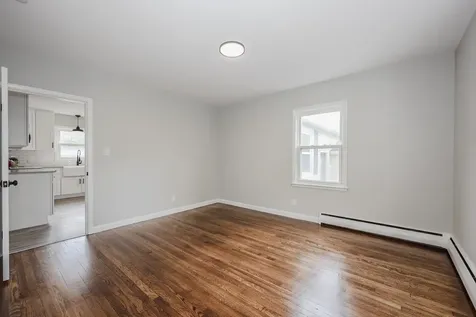 340 Maplehurst Avenue Manchester NH 03104