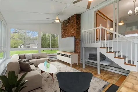 51 Whittier Street Newton NH 03858