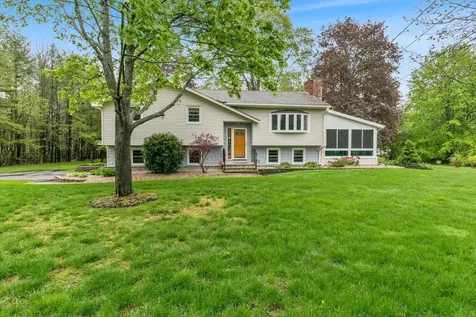 51 Whittier Street Newton NH 03858