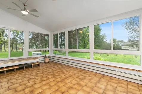 51 Whittier Street Newton NH 03858