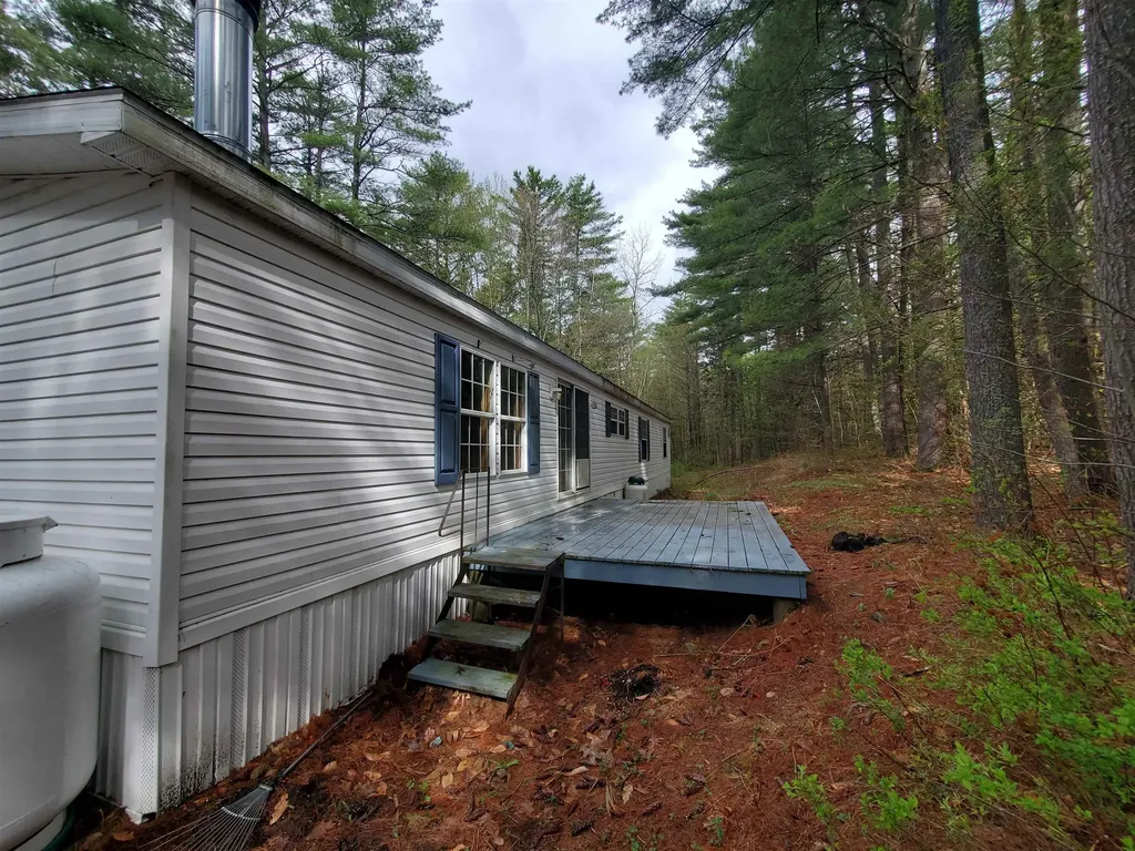 42 Serendipity Lane Canaan NH 03741
