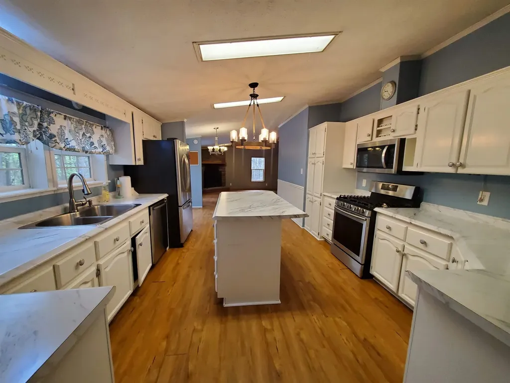 42 Serendipity Lane Canaan NH 03741