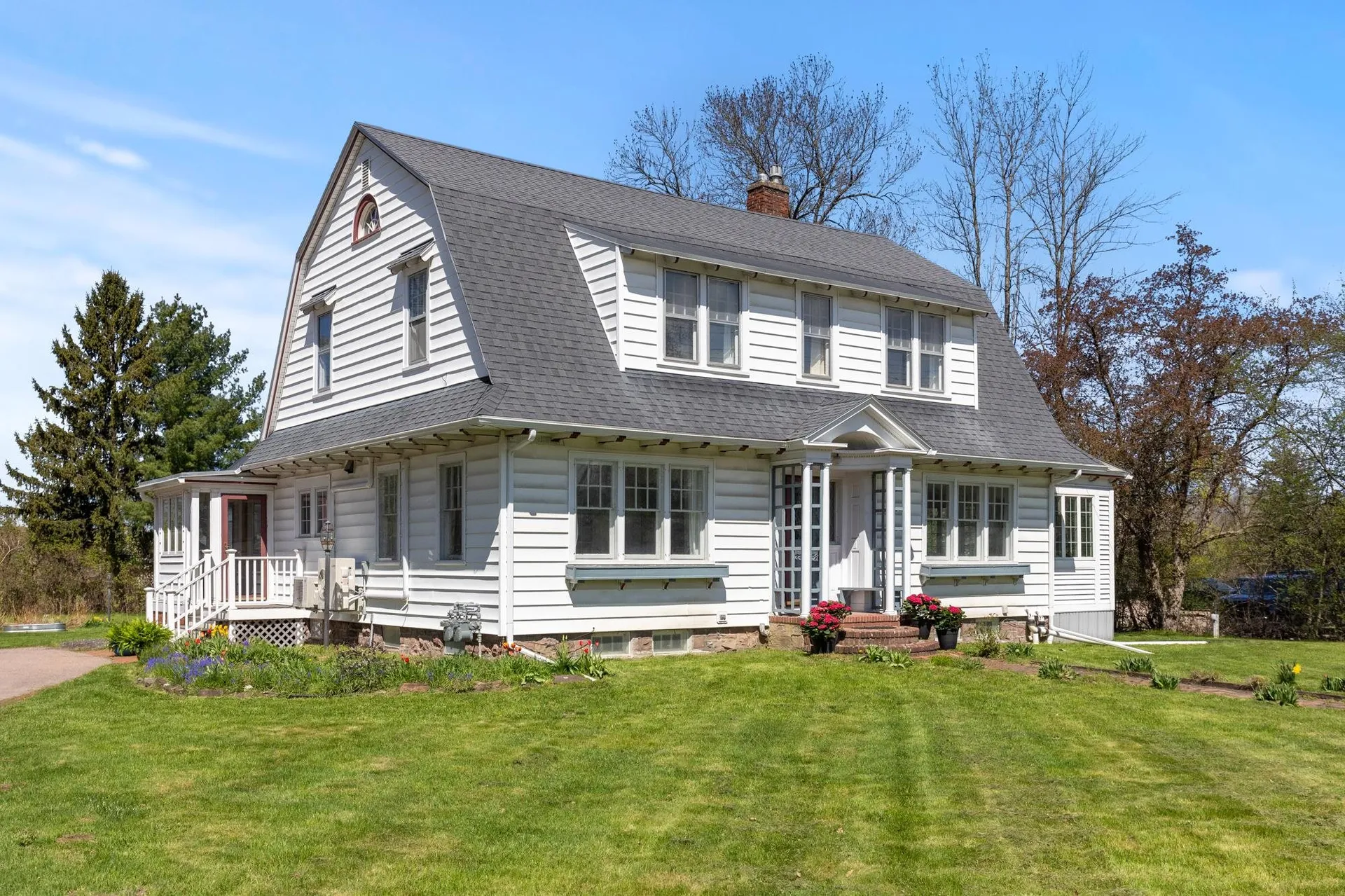 5166 Shelburne Road Shelburne VT 05482