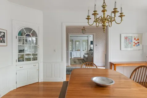 5166 Shelburne Road Shelburne VT 05482