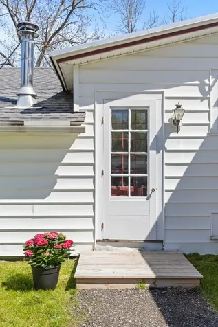 5166 Shelburne Road Shelburne VT 05482