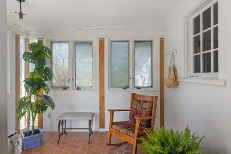 5166 Shelburne Road Shelburne VT 05482