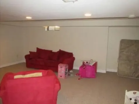 99 Cambridge Road Bedford NH 03110