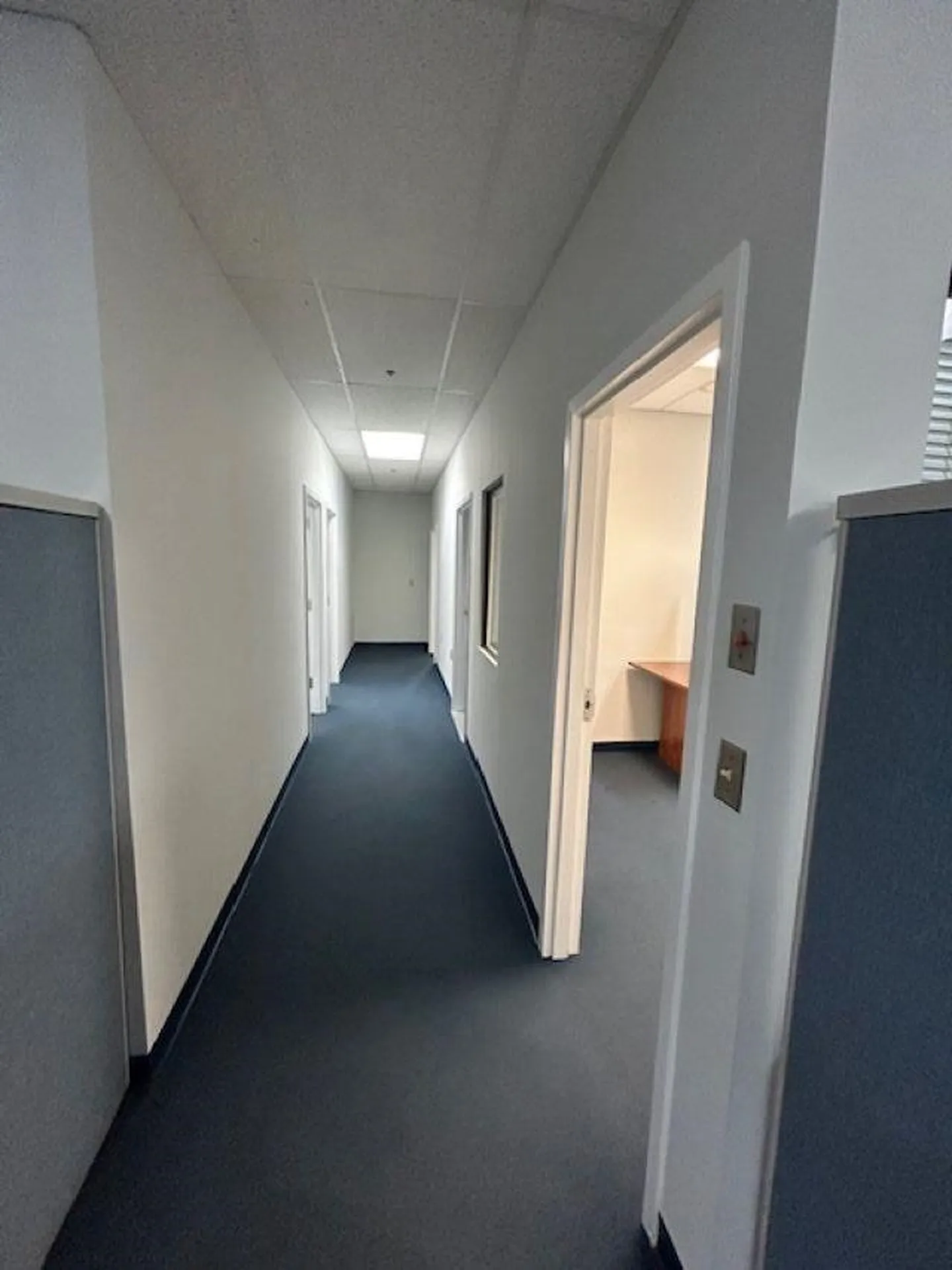 7 Perimeter Road Manchester NH 03103