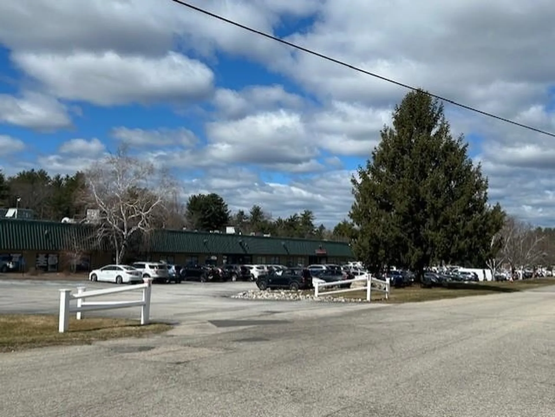 7 Perimeter Road Manchester NH 03103