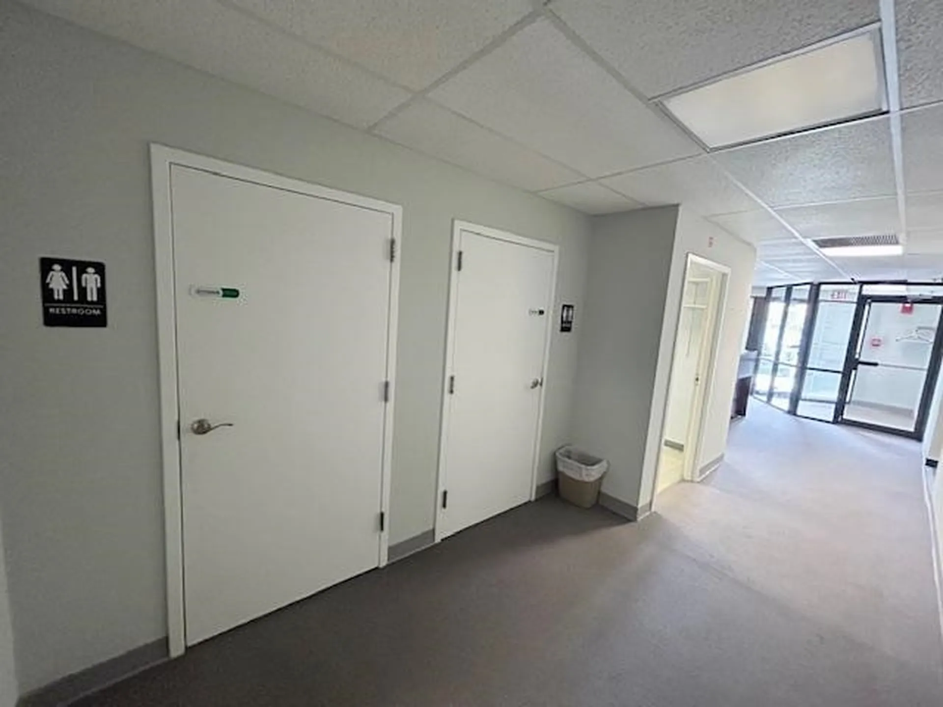 7 Perimeter Road Manchester NH 03103