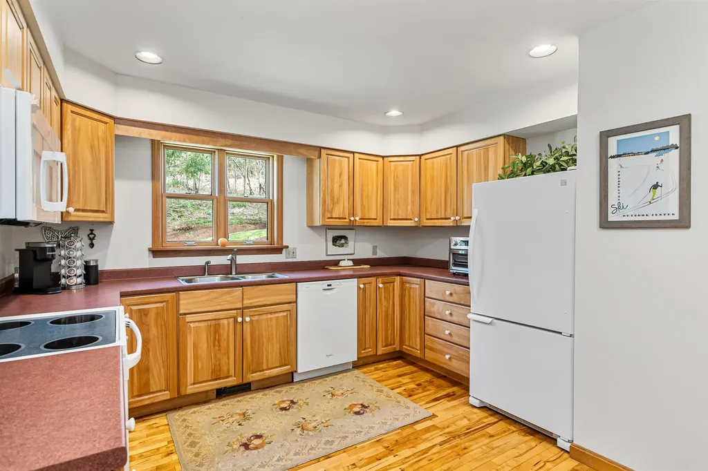 103 Foxfire Lane Stowe VT 05672