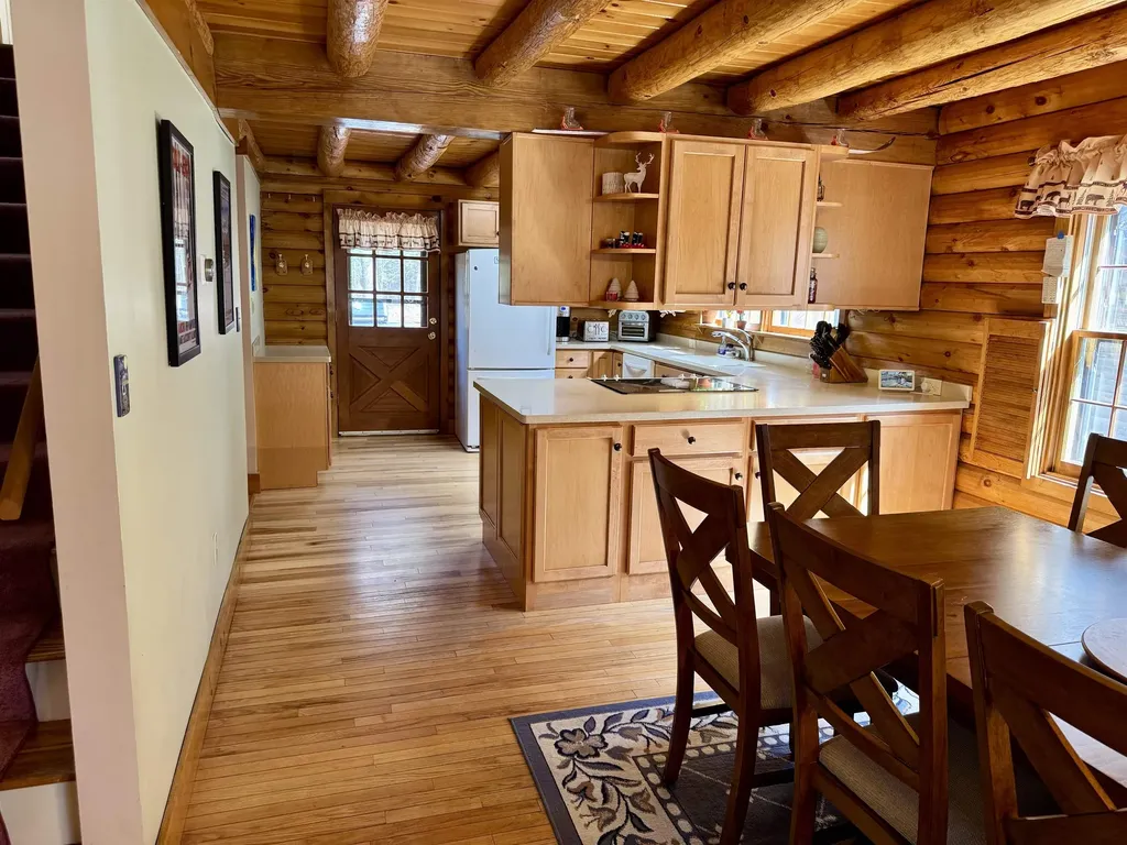 22 Beechwood Lane Franconia NH 03580