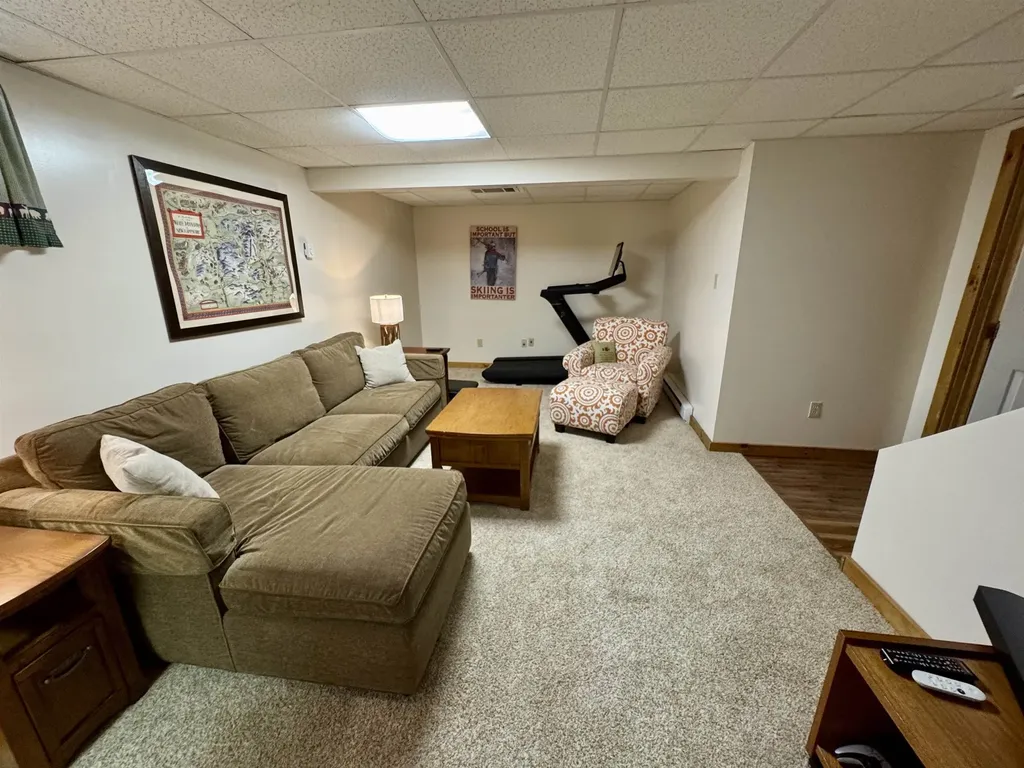 22 Beechwood Lane Franconia NH 03580