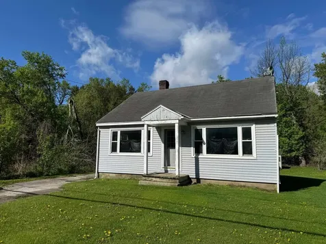 237 Church Street Pownal VT 05261