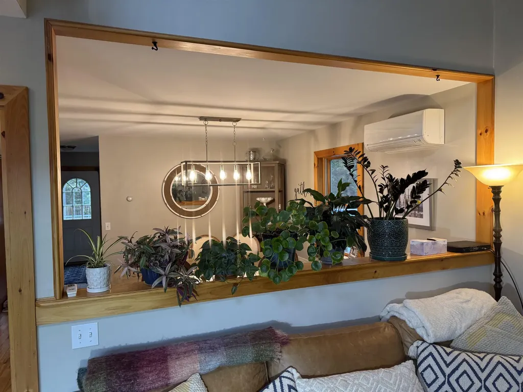 336 Locust Street Hartford VT 05088