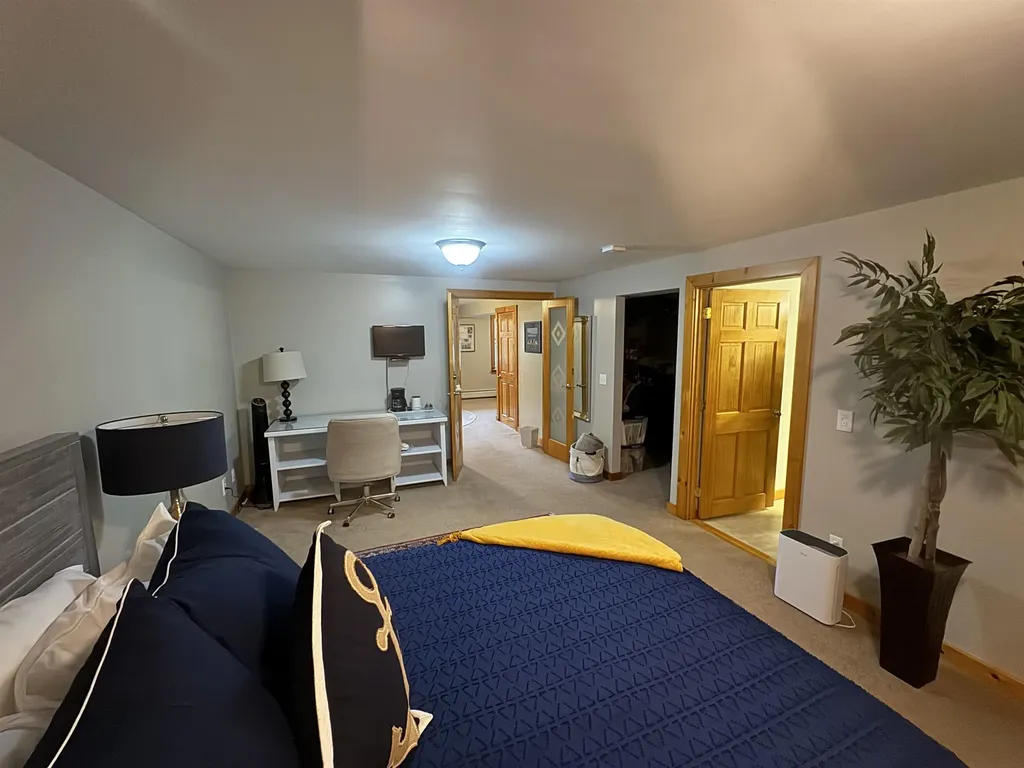 336 Locust Street Hartford VT 05088