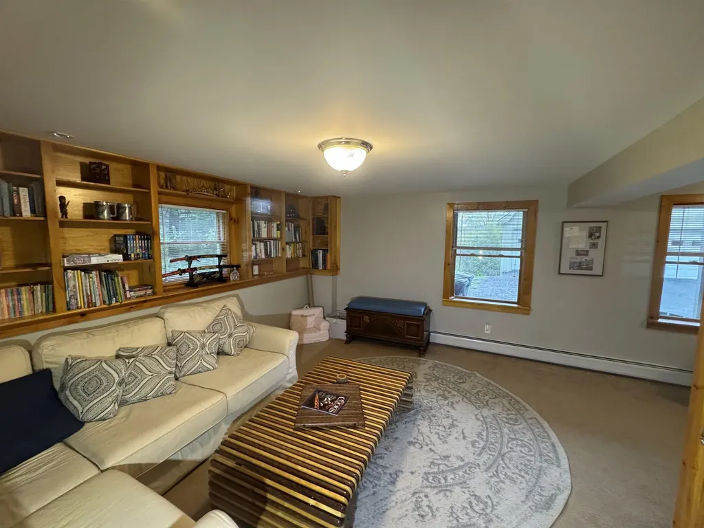 336 Locust Street Hartford VT 05088