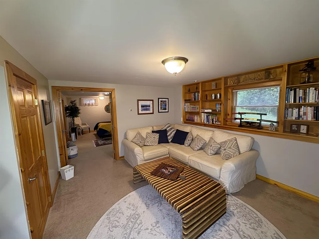 336 Locust Street Hartford VT 05088