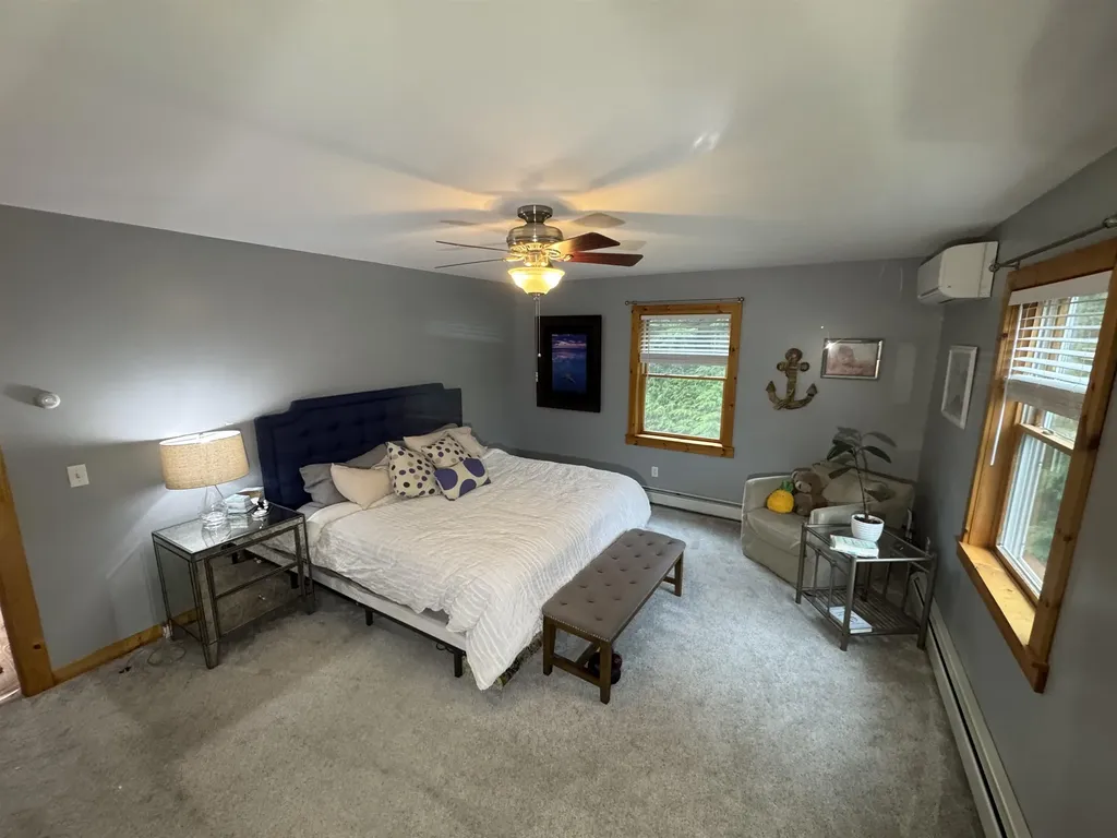 336 Locust Street Hartford VT 05088