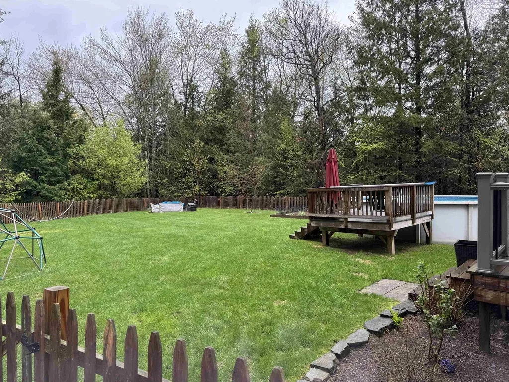 336 Locust Street Hartford VT 05088